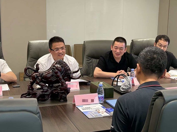 Leaders from Rui'an Municipal Government Visit Sanchuang Technology
